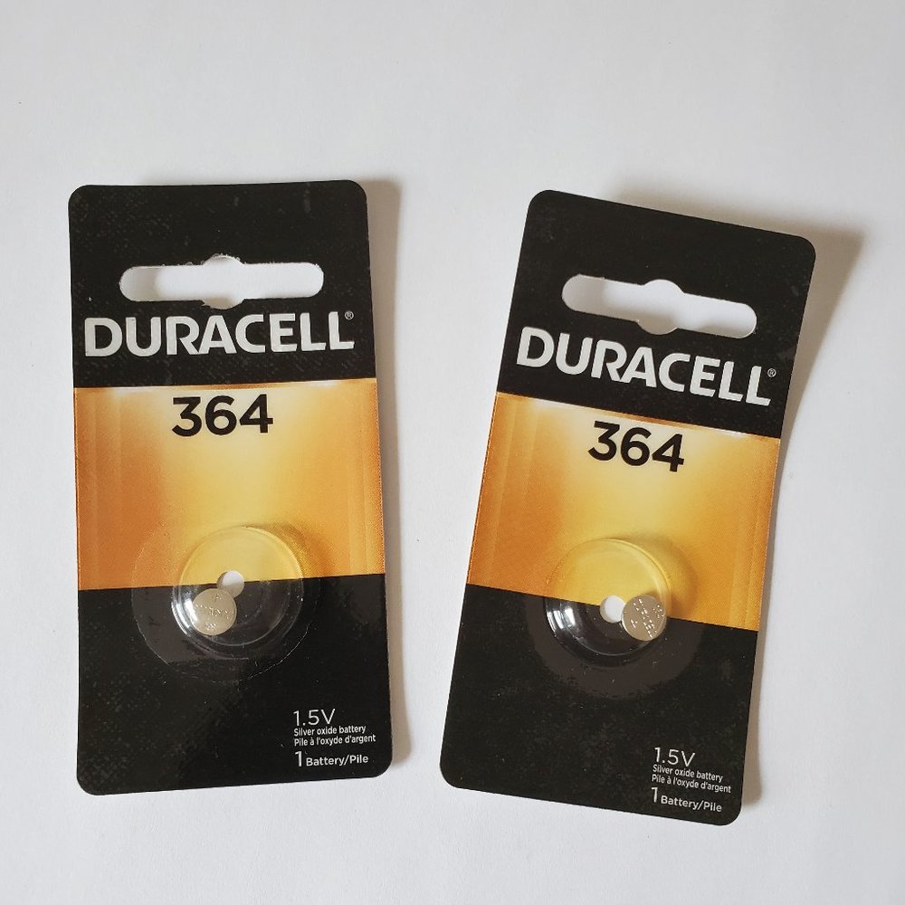 2 Pack Duracell 364 1.5 V Batteries